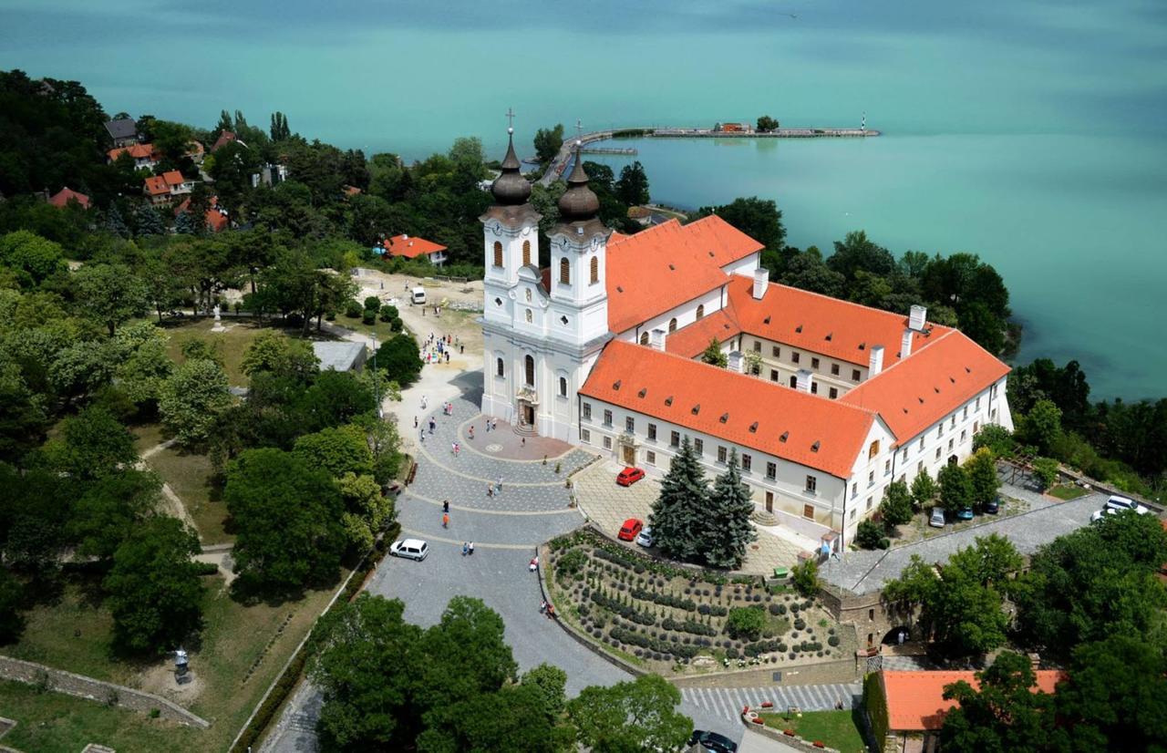 Napkelte Apartman Tihany Exterior foto